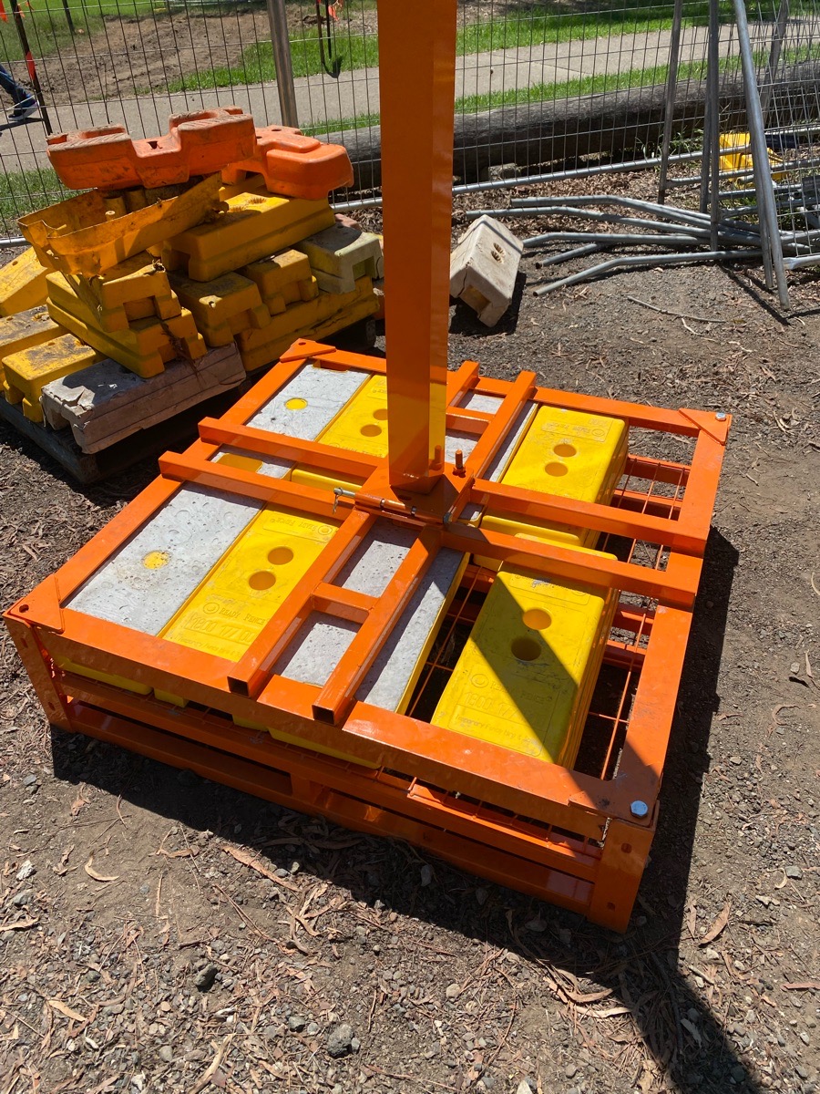 Construction workers and site activity monitored by Cameras On Site high definition solar powered site security cameras